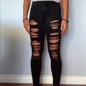[Levi’s] 711 black skinny jeans